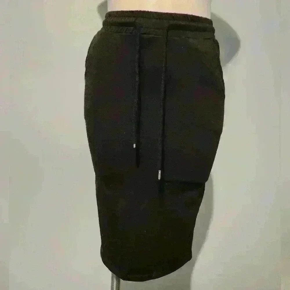Comfy black pencil skirt - Picture 1 of 2